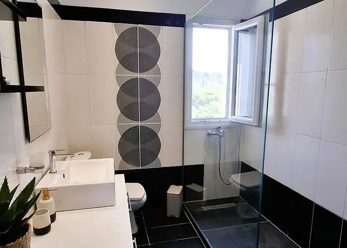 Horizon's Harvest House Apartament