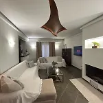 Horizon's Harvest House Kanakádes